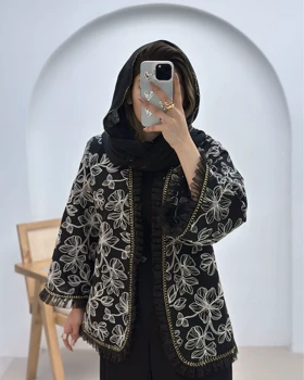 کت مروارید مزونی