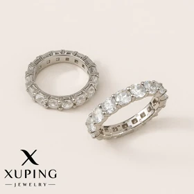 انگشتر نقره‌ای زنانه با نگین‌های اتمی – Xuping