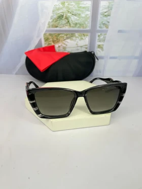 عینک آفتابی زنانه شنل کد p9618