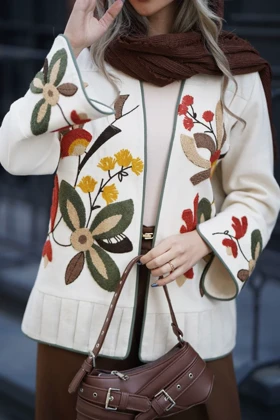 کت «دیبا» از کالکشن لوکس تابستان 1404