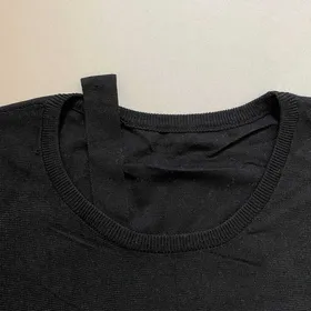 بلوز بافت گپ سرشانه باز