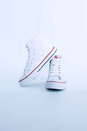 کتانی زنانه benetton