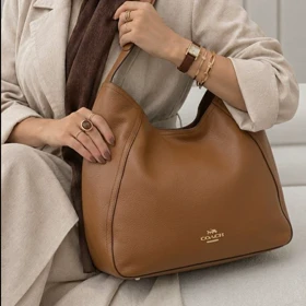 کیف زنانه دوقلو COACH (کوچ) کویین عسلی