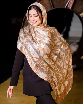 شال ابریشم میله ای 20263 VALENTINO