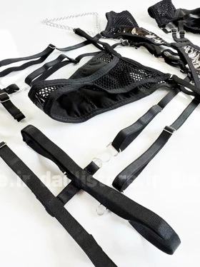 ست شورت و سوتین فنر دار تور و چرم گارتر دار فانتزی شهره