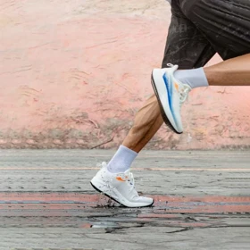 کفش رانینگ مردانه 361 درجه مدل 572412216-1