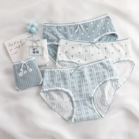 شورت طرح آوینا (سایز 38 الی 42)