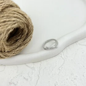 انگشتر زنانه طرح ضربدری نگین‌دار با قابلیت تغییر سایز