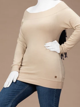 بلوز زنانه تریکو یقه قایقی کژوال آوینا