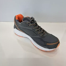 کفش راحتی مردانه بروکس مدل گاست Ghost طوسی تیره