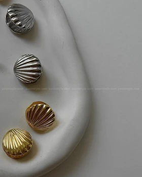 گوشواره صدف