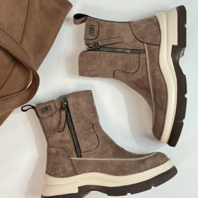 نیم بوت میو بتا 4266