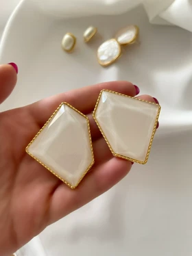 گوشواره های مروارید صدفی UBL