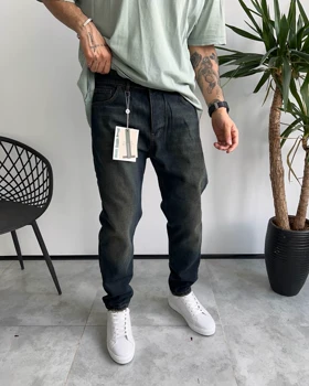 شلوار مام فیت کثیفشور تیره ZARA