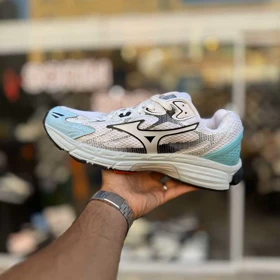 کتانی میزونو سفید مشکی سایز بزرگ کد 6788