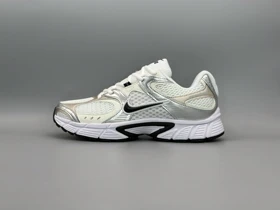 کتانی نایکی وی5کی رانر سفید سیلور مشکی/Nike V5K