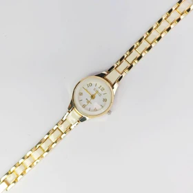 ساعت مچی زنانه مجلسی EHHE نگین‌دار با موتور کوارتز