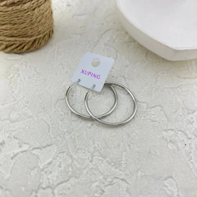 وشواره حلقه‌ای زنانه ژوپینگ مدل نوینا استایل مینیمال نقره‌ای