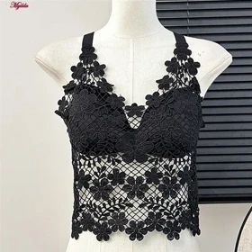 کراپ تاپ زنانه ماییلدا مدل گل‌گلی گیپوری کد 5474-1837