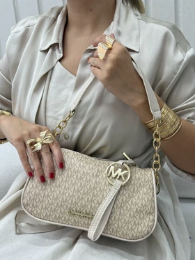 کیف ریباتوژ (کرم با دسته شیری)