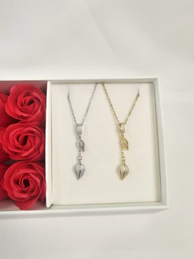 گردنبند برگ‌طرح طلا