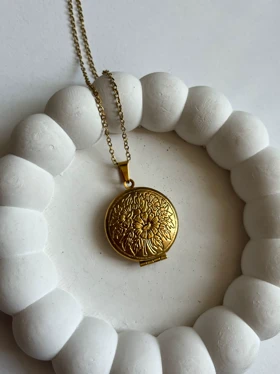 گردنبند لاکت جای عکس