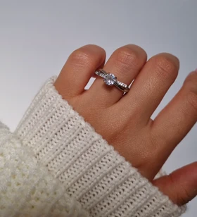 انگشتر جواهری