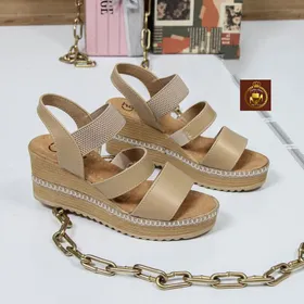 صندل لژدار بهاره تابستانه زنانه ویشکا پاشنه چوبی