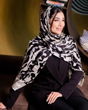 شال ابریشم میله ای 20264 BURBERRY