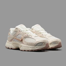 نایکی V5 رانر کرم صورتی Nike V5 RNR Cream Pink