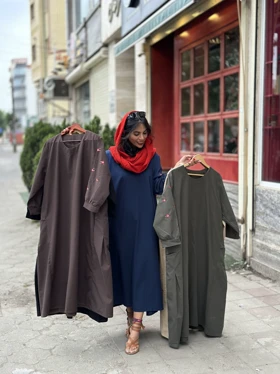 هیپی ساده گل‌دار