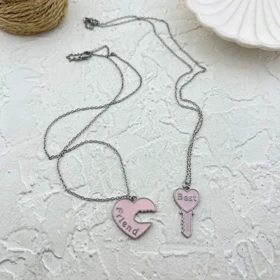گردنبند دوستی با طرح کلید و قلب، هدیه‌ای خاص و به یادماندنی