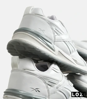 کفش کتانی سفید طوسی REEBOK Unphased Pro V2