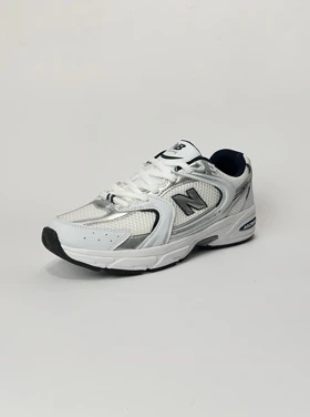 کفش ورزشی نیوبالانس 530 سفید سرمه کیفیت فوق العاده