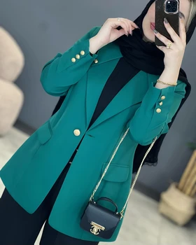 کت مزونی دینا