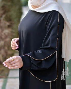مانتو عبا توران