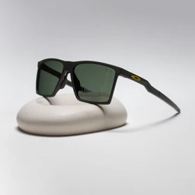 عینک آفتابی اوکلی (Oakley) مدل p1006