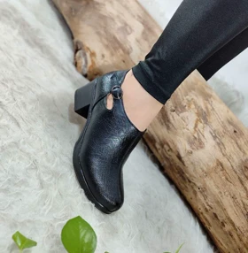 کفش زنانه طبی