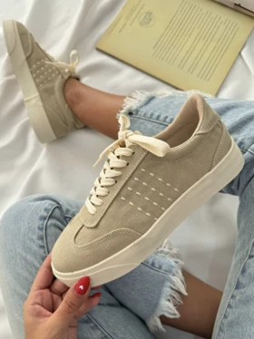 ونس برزنتی روژکا (308)