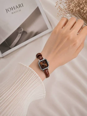 ساعت مچی زنانه مربع چرمی کد W460 (قهوه ای)