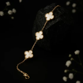 دستبند ونکلیف سفید E25