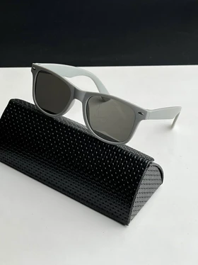 عینک آفتابی بچگانه اسپرت مدل کهکشان کد 2305 علیدسا (طوسی)