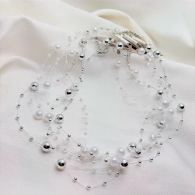 گردنبند نامرئی طرح «مروارید معلق» (Illusion Necklace) | مینیمال و اقتصادی