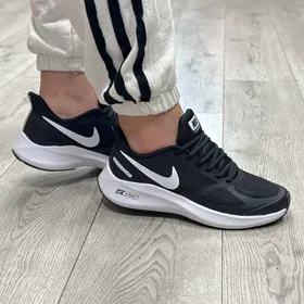 کتانی مردانه زنانه مدل نایک ایر زوم گاید nike air zoom guide رانینگ مستر کوالیتی رنگ مشکی سفید