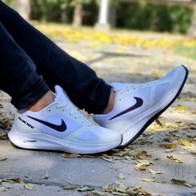 نایک رانینگ گاید Nike guide 10 سفید