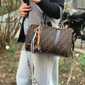 کیف زنانه Fendi (فندی) چارم بگ دار کد 1602