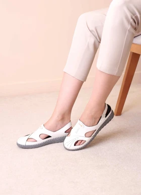 کفش پرسنلی زنانه آرامش 8292