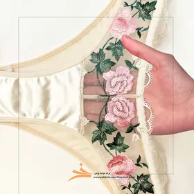 ست عروس گل‌دار برند نوشه پوش