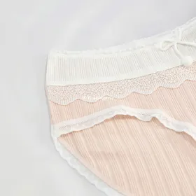 شورت زنانه کبریتی گل ناز