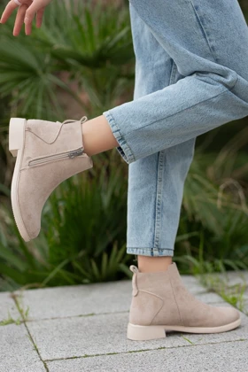 بوت و نیم بوت داکستورز daxtors